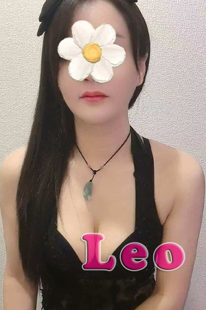 やさしく可愛らしい笑顔が印象的な新人セラピストが入店いたしました。ふわっとした空気感をまといながらも、受け答えや所作には上質店にふさわしい落ち着きが感じられます。心ほどけるような時間をぜひ。 （2026/06/01）